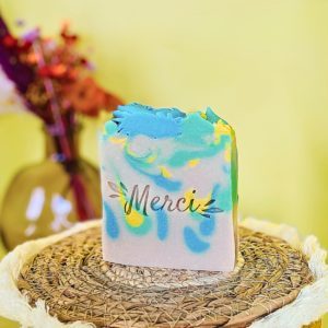 Savon personnalisable - Cadeau fin d'année - merci maîtresse maître nounou atsem - Savonnerie artisanale Cos'mo Atelier - Jura (39)