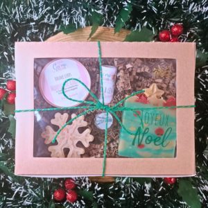 Coffret de Noël Sweet Christmas - cadeau de Noël personnalisé - savon naturel saponifié à froid - Savonnerie artisanale Cos'mo Atelier - Jura (39)