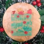 savon de Noël personnalisé - cadeau de Noël personnalisé - savon naturel saponifié à froid - Savonnerie artisanale Cos'mo Atelier - Jura (39)